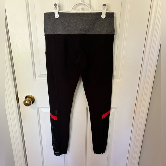 Mondetta, leggings, like new, size Medium. - Picture 2 of 2